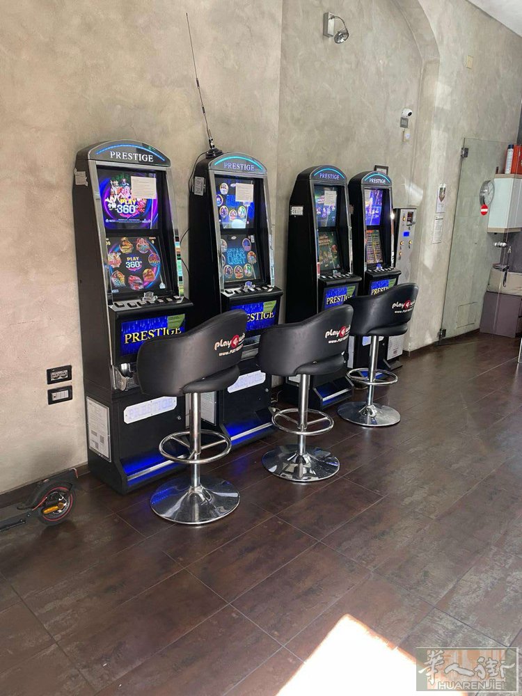 torino  OCCASIONE – Sala Slot Torino a