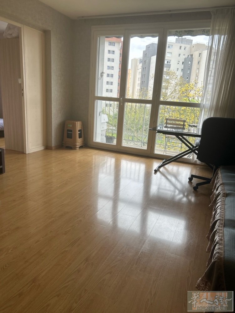 出售一套62平方米的住房，位于92省Asnieres-sur-seine,交通方
