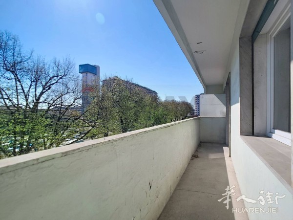 https://att.huarenjie.com/attachment/information/20260403/1775223769915875.jpg