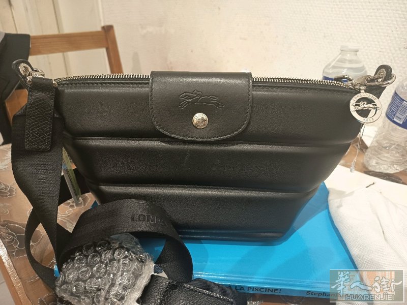 便宜卖一个包，