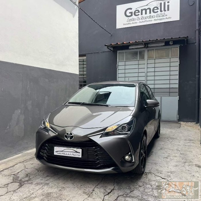 销售 TOYOTA YARIS  - 2019年 - 111,000公里 - 1
