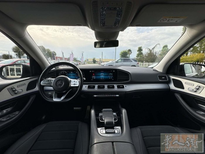 米兰出租车，包车，机场，赌场，打折村，米兰外省，24小时服务，车空间大，舒服，干