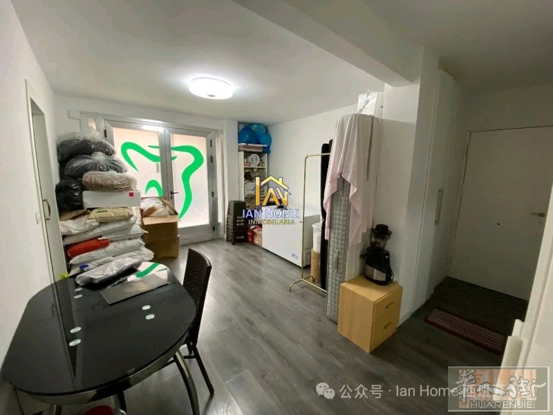 Parla一室一厅出售，刚装修过，状态良好房子位于Parla，高速A42公路的2