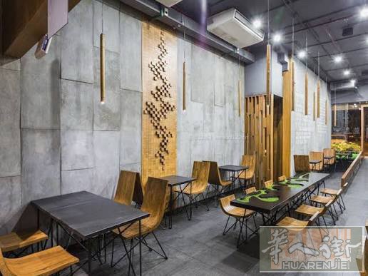69省商业区大型餐饮让，位置佳，靠近安盟球场 Groupama Stadium！