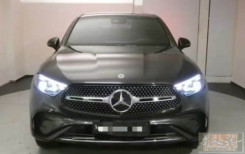 奔驰大越野 Mercedes GLC COUPE 300E AMG LINE 4