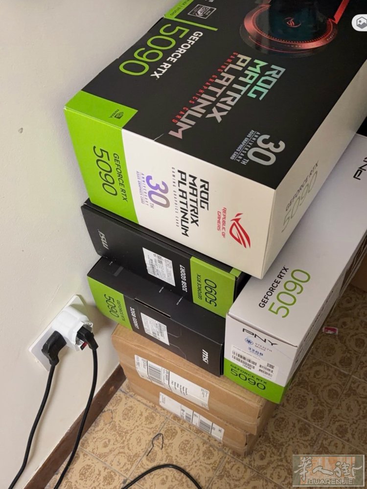 出夜神RTX 5090 OC特挑版 接受低端4090/5090置换