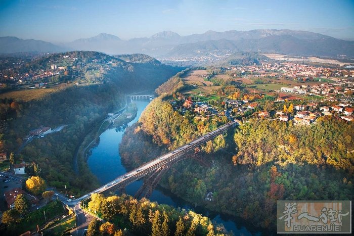 BG省Calusco d'Adda 空店铺转让 广告编号2026/1342