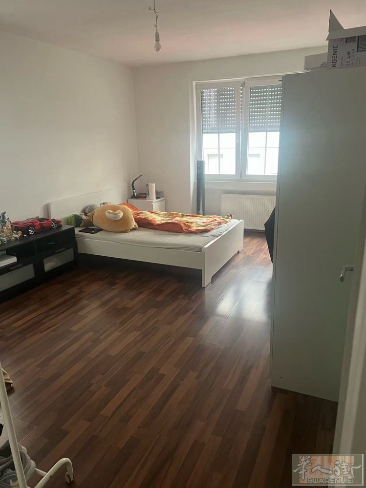 🏠斯图加特 Ost 房屋出租 3-WG Zimmer Wohnung 其中一房