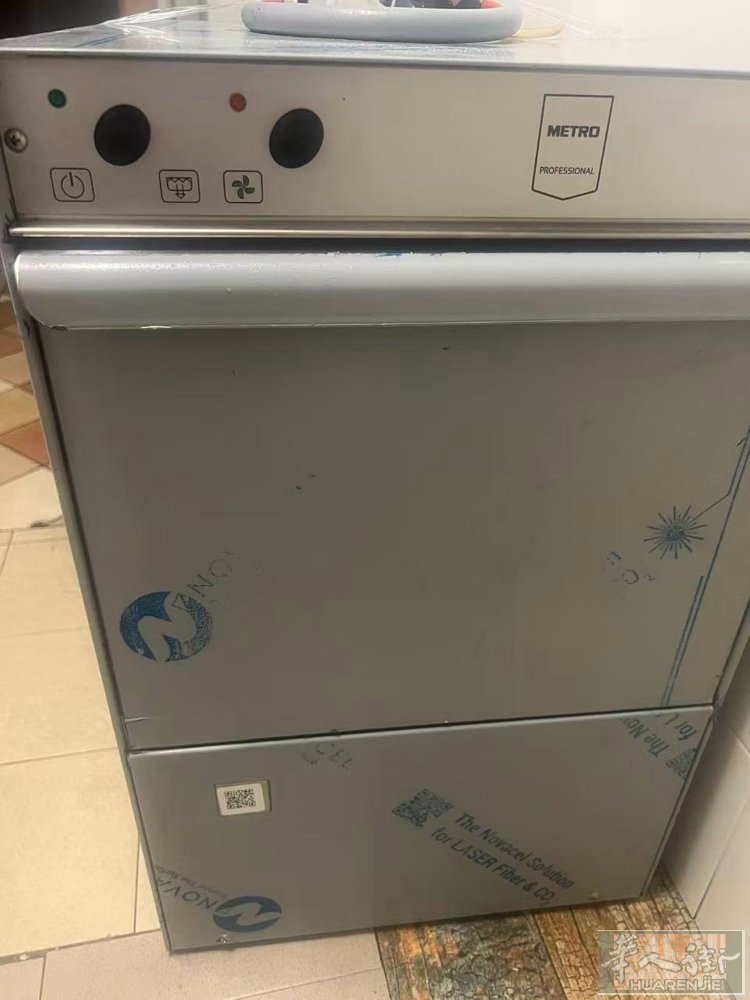 出售 洗杯机  全新的 就用了几个月的  有意着联系3778219181