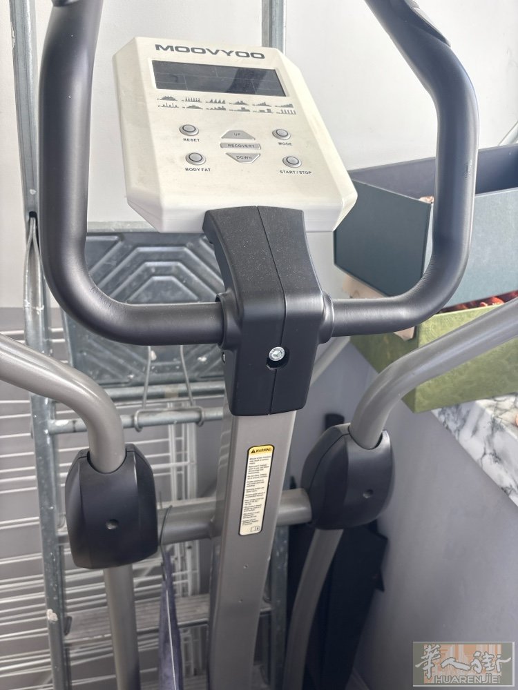 运动器械 椭圆机出售50欧 自提