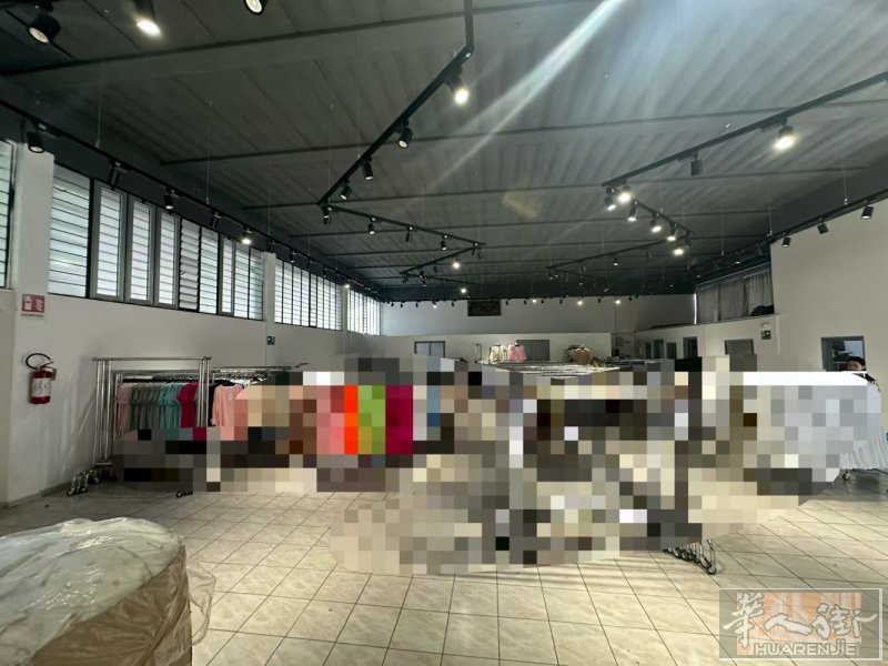 【出租】iolo侧街店面（D8证件）是280平米➕170平米后院 （棚子已经搭好