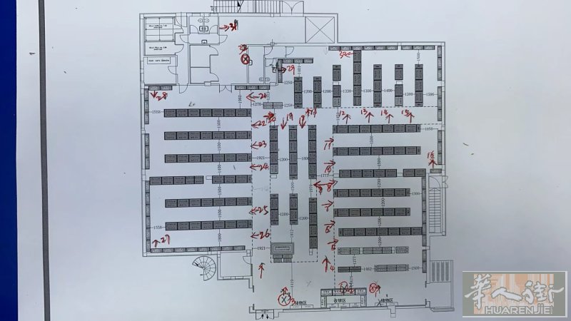 Lendinara百货店转让公司主营是餐饮业，现在的店回本周期