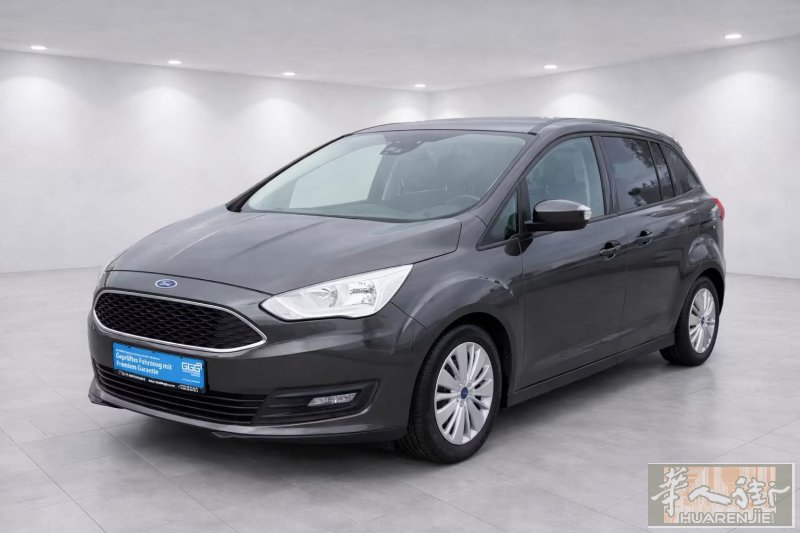 Ford grand C max mpv 
7座