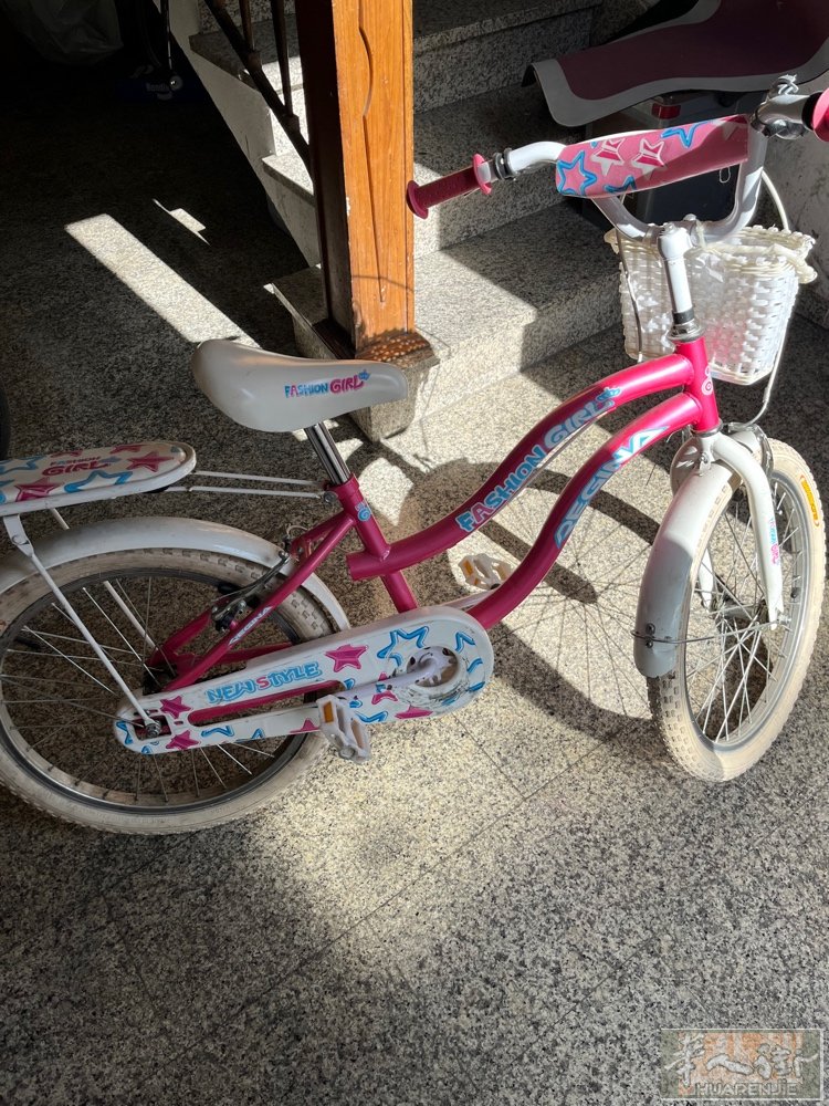 9成新小女孩自行车转让4岁到13岁100斤以下都可以