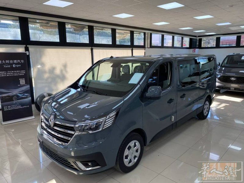 现车雷诺🚗九座 加长版在意大利世博汽车  柴油 170CV🔥 ​9000公里