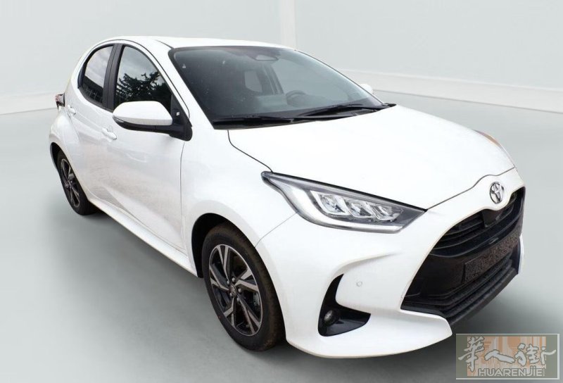 🚗 丰田小车 Yaris 1.5 Hybrid 116 E-CVT 自动挡