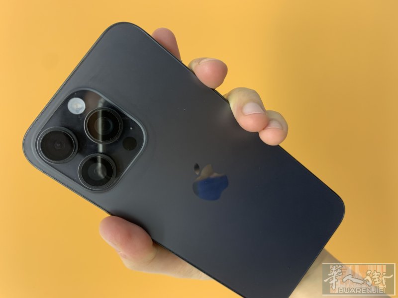 出一台 大容量 512Go 苹果 iPhone 15 promax