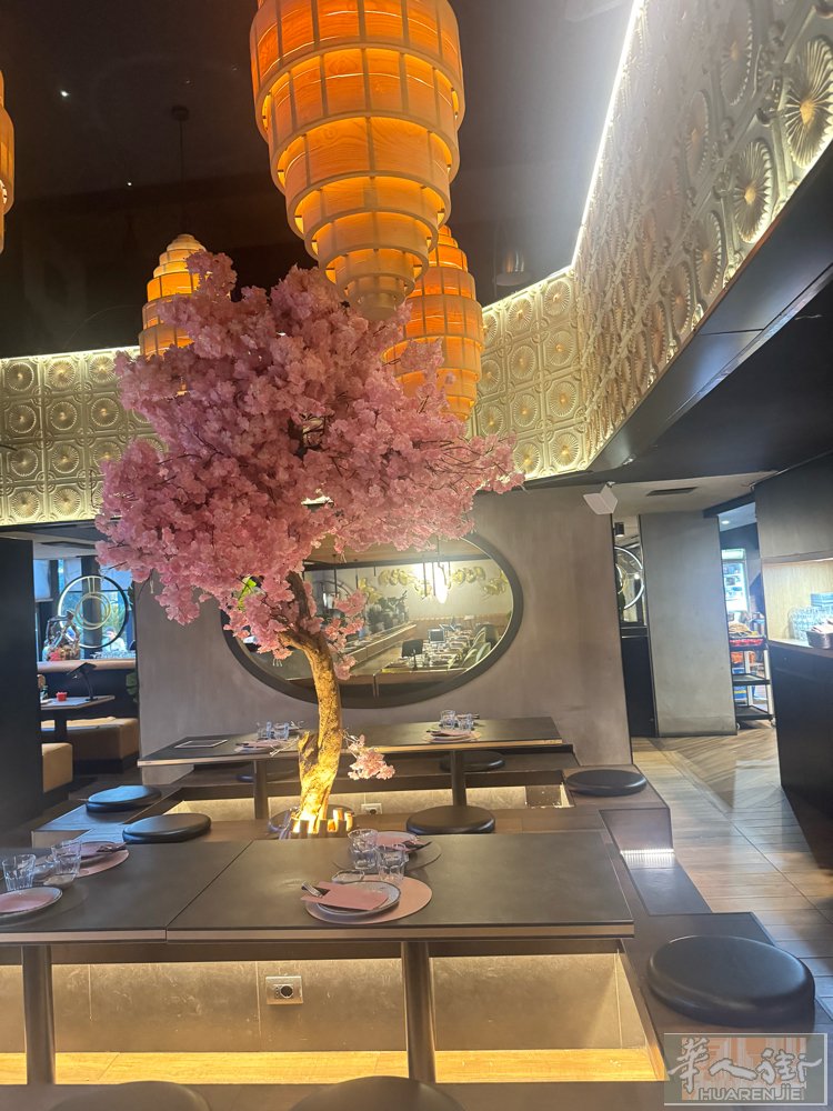 罗马Ｂ线palasport 一老牌寿司包餐转让，只回messagio 33183