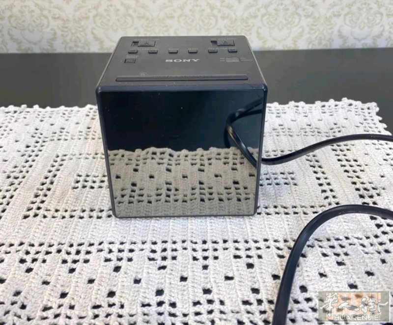 出一个sony的闹钟有需要联系!