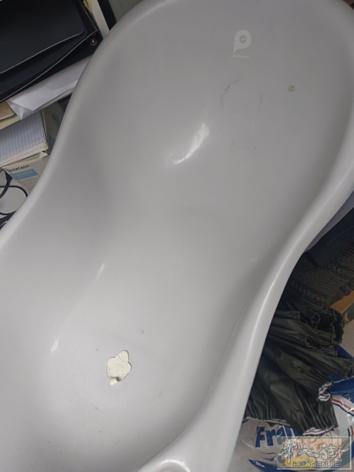小自行车榨汁机50欧元还有浴盆8欧元出售电话联系0606668867复印机20欧