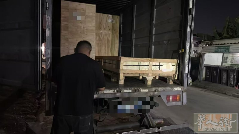 我们公司主营欧盟以及英国跨境运输: ✅ 全渠道覆盖：空运、卡航、海运都能做，欧盟