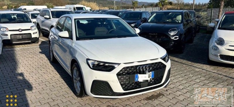 奥迪A1 25年12月新车0公里1.0 汽油116马力 自动挡 液晶显示屏 倒车