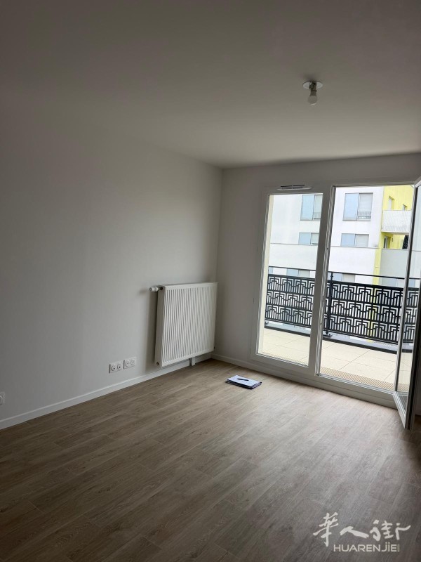 94400 VITRY TRAMWAY T9 A VENDRE APPARTEMENT 2 PIECES 41.58 M² 245 000 €