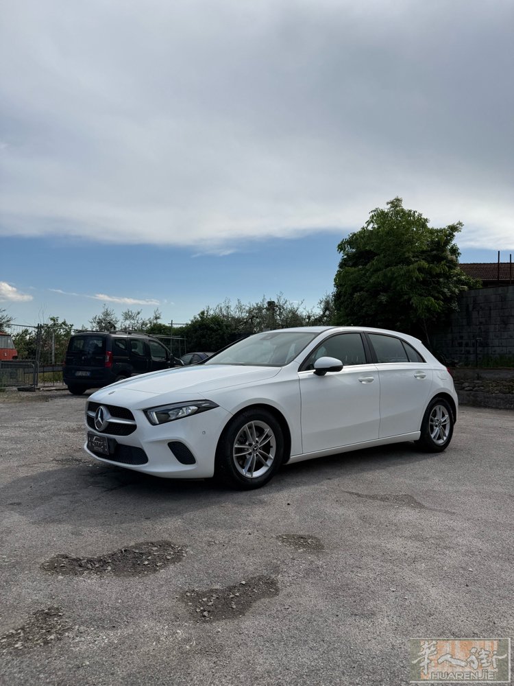 特价新手可开Mercedes-Benz A180 d 1.5 柴油 自动挡116