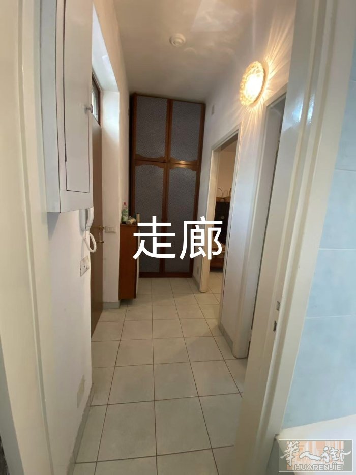 房东直租：米兰边CERNUSCO SUL NAVIGLIO市中心出租一室一厅一卫
