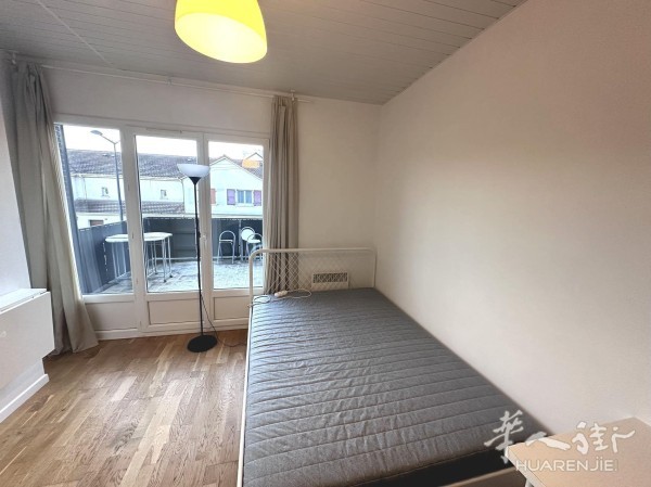 94省,Vitry-sur-Seine(94400) (ID：176847) 19平的 studio  卧室1 有家具