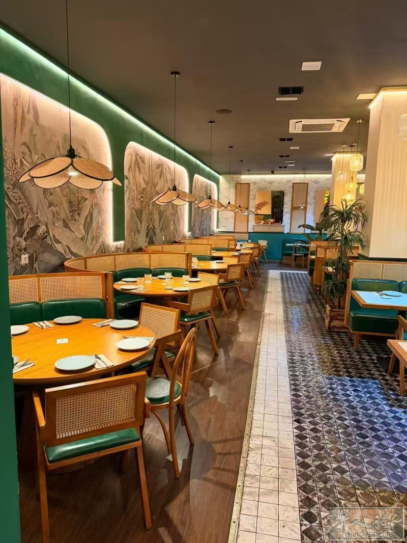 Moncloa 餐馆转让