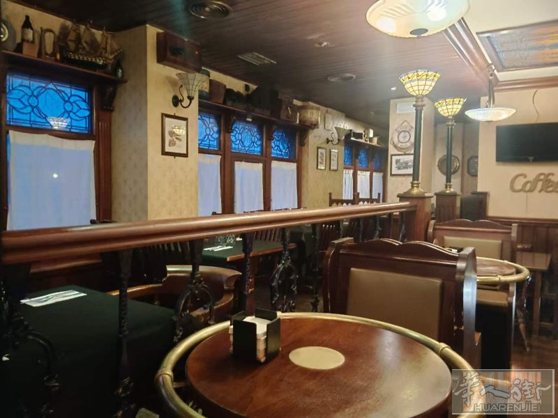 Alcorcón 餐酒吧转让