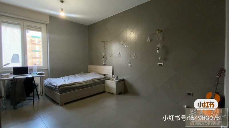 米兰Maciachini地铁口女生大单间非中介转租 🏠房间：无中介费仅限女生。
