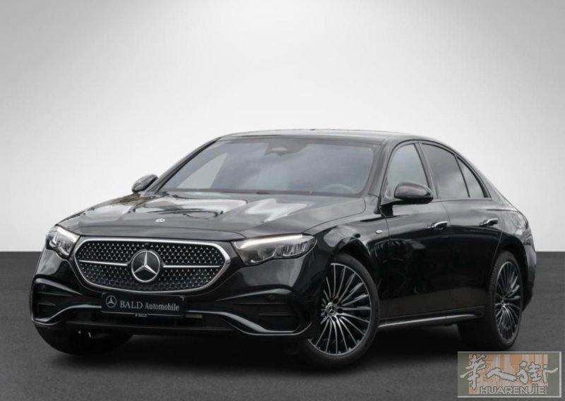奔驰E300e 25年5月6500公里 2.0汽油/电混动204马力 AMG 套