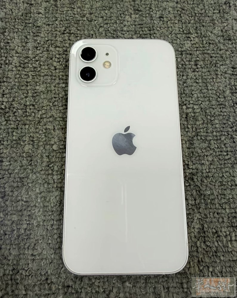 iPhone 12 160欧