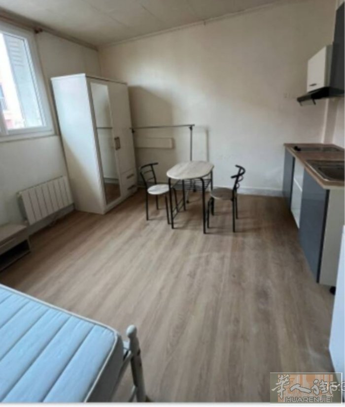 la courneuve studio 600 euros     位于12线m
