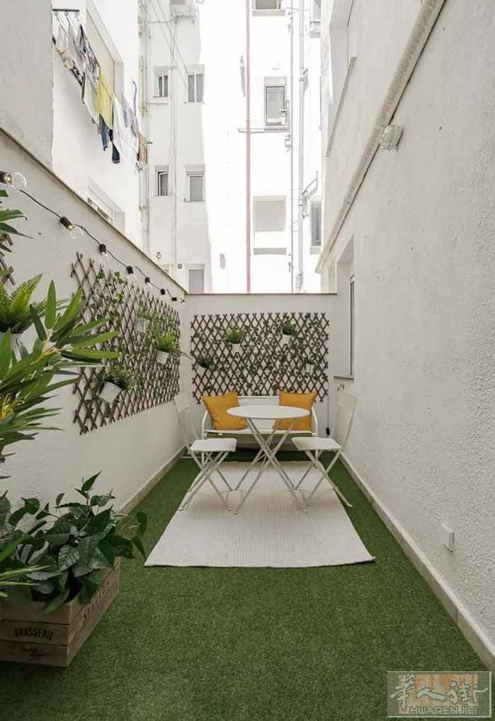 🏡 Almagro一室一厅出租｜1450€/月  📍 位置：Almagro区