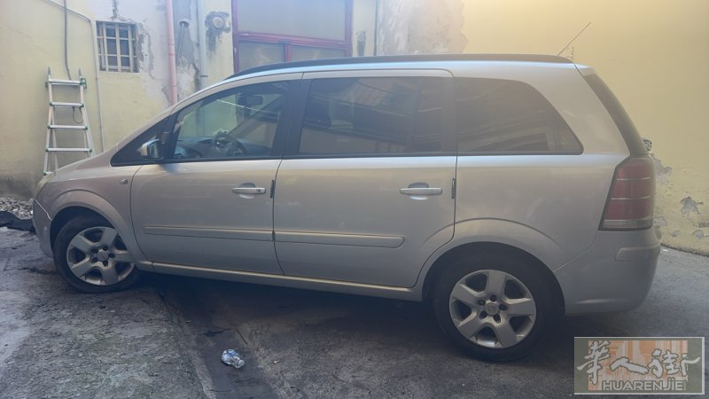 opel zaffira 7坐 2006年 20万公里 2900不用过户 车主急