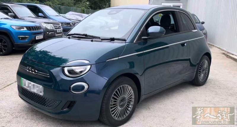 🚗✨ 菲亚特小车 FIAT 500   🔋 纯电续航：最高约320公里（适合