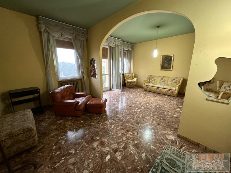 FORLI 房屋出租，租金1100，四房双客厅 两个卫