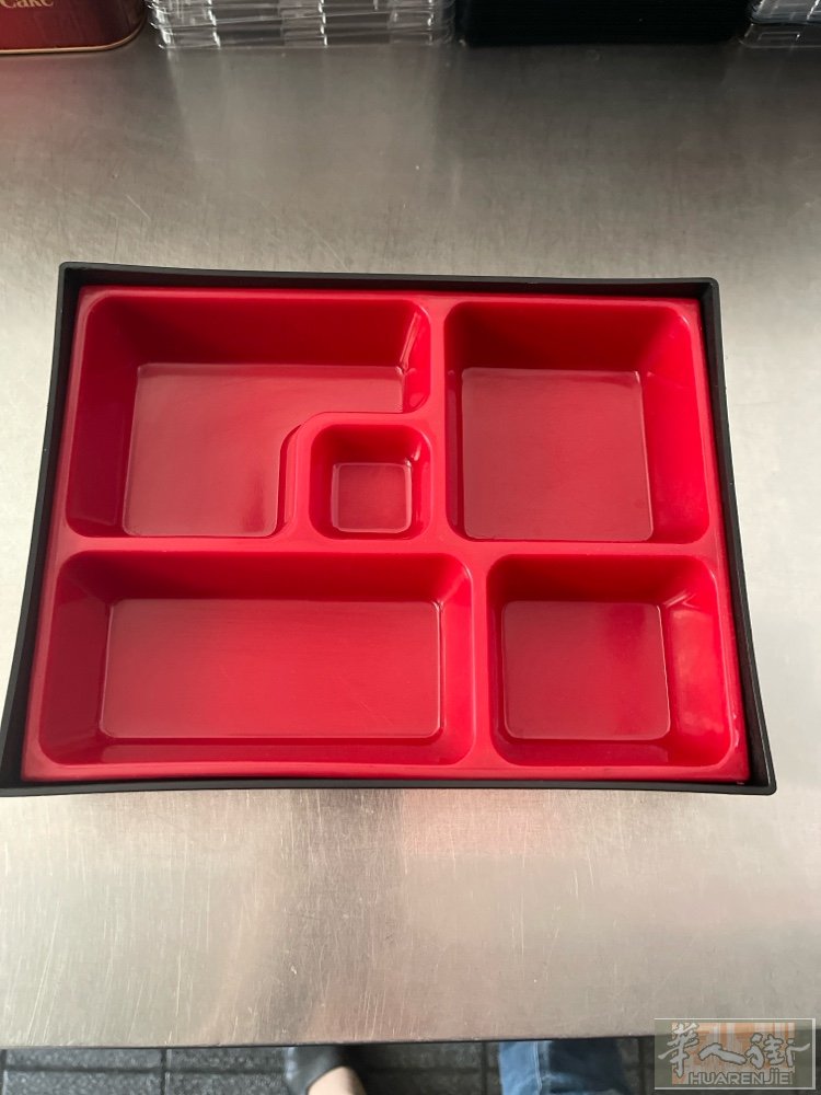 便当盒全新的