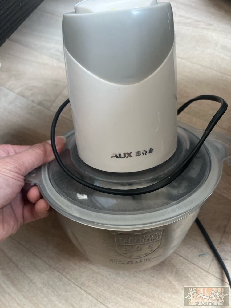 全部打包25，七八成新，自取，噶得区曼教堂，有事短信联系