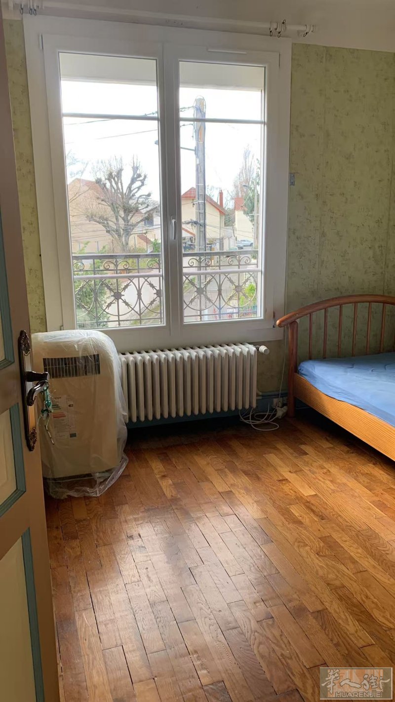大巴黎94省Champigny sur marne大别墅单独房间出租