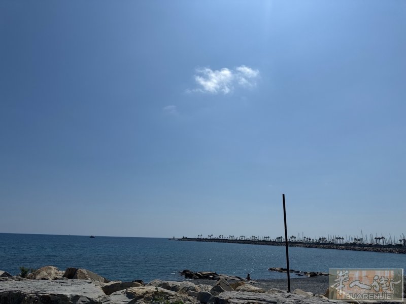 海边城市美甲美发店 出售 在sanvona附近！微信15757791020