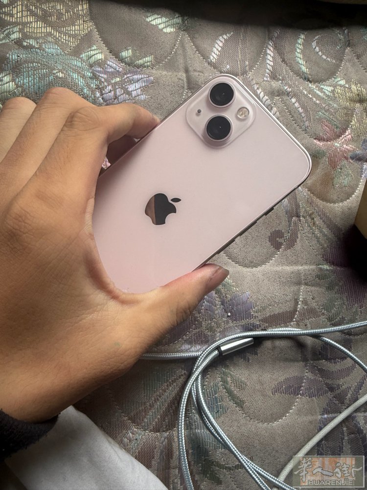 iPhone 13电池健康度86全部原装外观没有划痕成色非常新