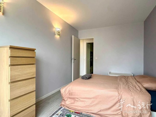 92省,Issy-les-Moulineaux(92130) (ID：206035) 72平公寓  两室一厅  有家具