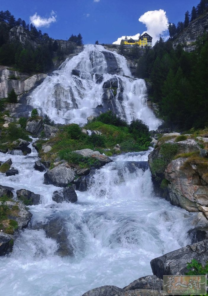 🇮🇹米兰出发｜阿尔卑斯秘境徒步两天一夜🏔️ 瀑布 + 高山湖 + 超治愈徒