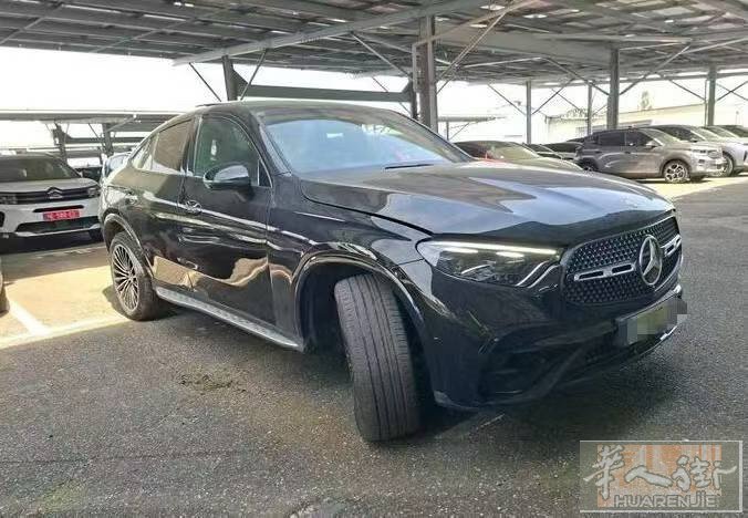 🚗 奔驰大越野 Mercedes-Benz GLC Coupe 300 e A