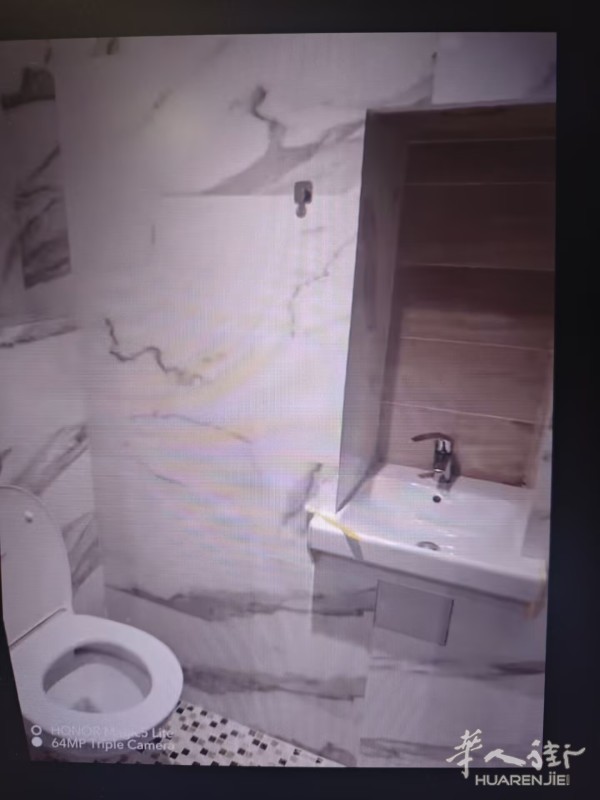 悉尼厄尔伍德的一处可合租的房间