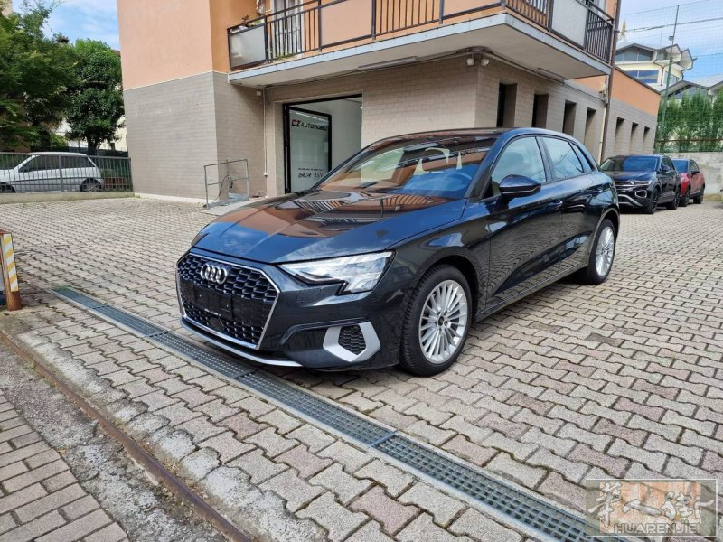现车！新手驾照可开✅奥迪🚗A3 Sportback  汽油 110CV